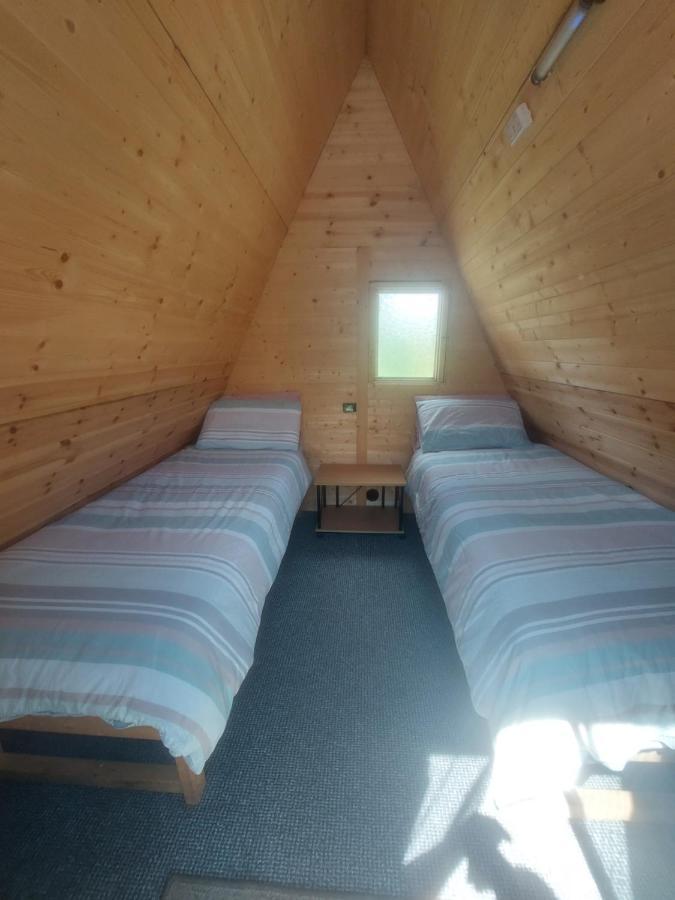 Rum Bridge "Owl Watch" Wooden Tipi Hotel Sudbury  Exterior photo